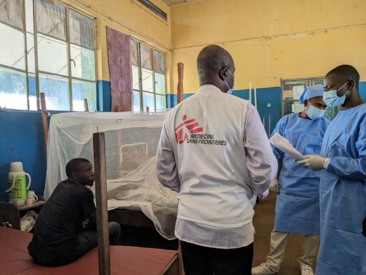 Sud-Ubangi : MSF se retire de la prise en charge de mpox à Budjala suite à la diminution de cas