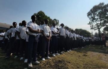 RDC : Le gouvernement annonce l’introduction de l’épreuve orale d’anglais à l’Examen d’État dès 2026