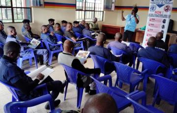 Beni : 40 policiers de Bulongo et Eringeti sensibilisés sur la protection des droits de l'homme