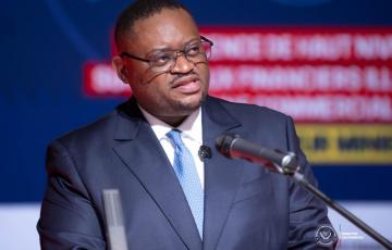 Appréciation artificielle du franc congolais : Le ministère des finances contredit la BCC