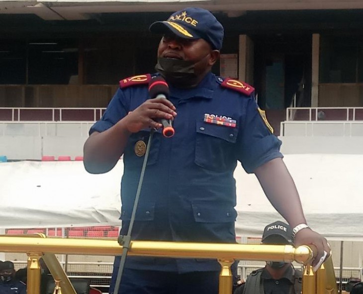Kinshasa : Après des bavures policières, le général Sylvano Kasongo rappelle ses éléments à l’ordre