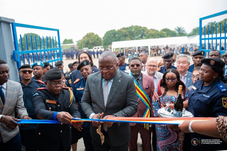 Kinshasa : Jacquemain Shabani réceptionne de nouvelles infrastructures de la PNC à Kimbanseke